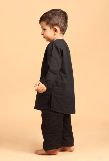 Set Of 2: Sahar Black Cotton Kurta & Pyjama